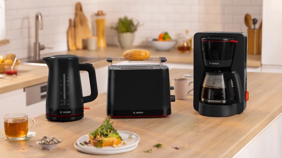 Črn toaster Bosch MyMoment TAT3M123 4