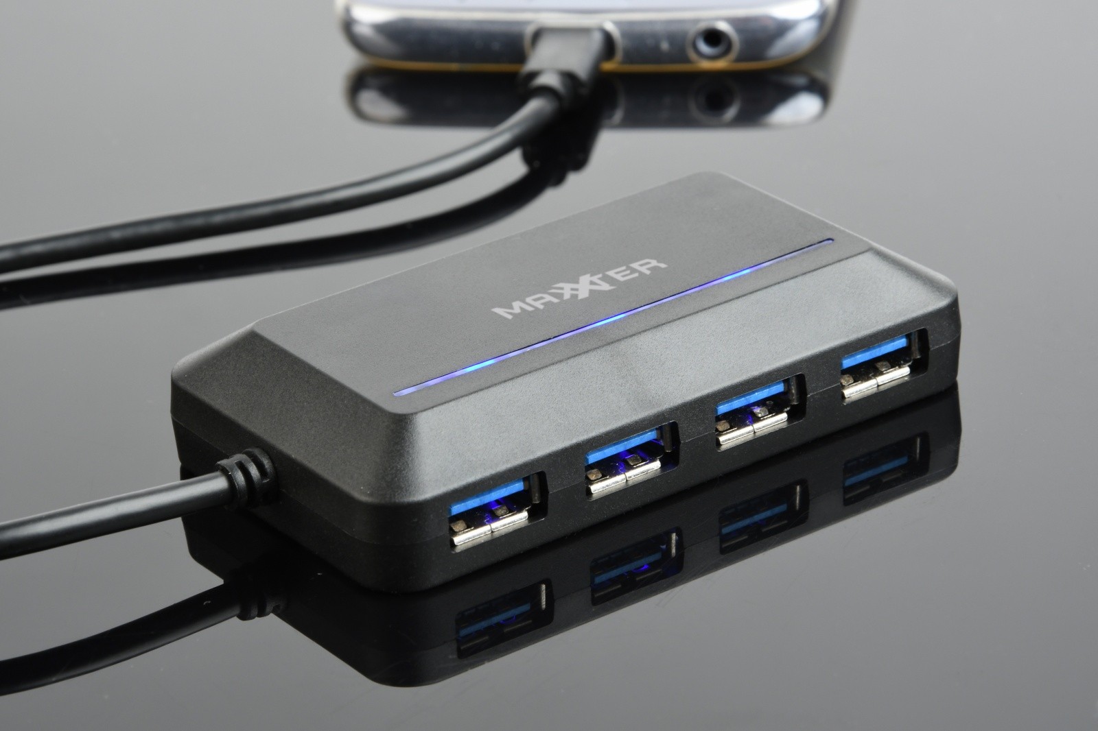 USB-C Hub s 4 vrati USB 3.1 3