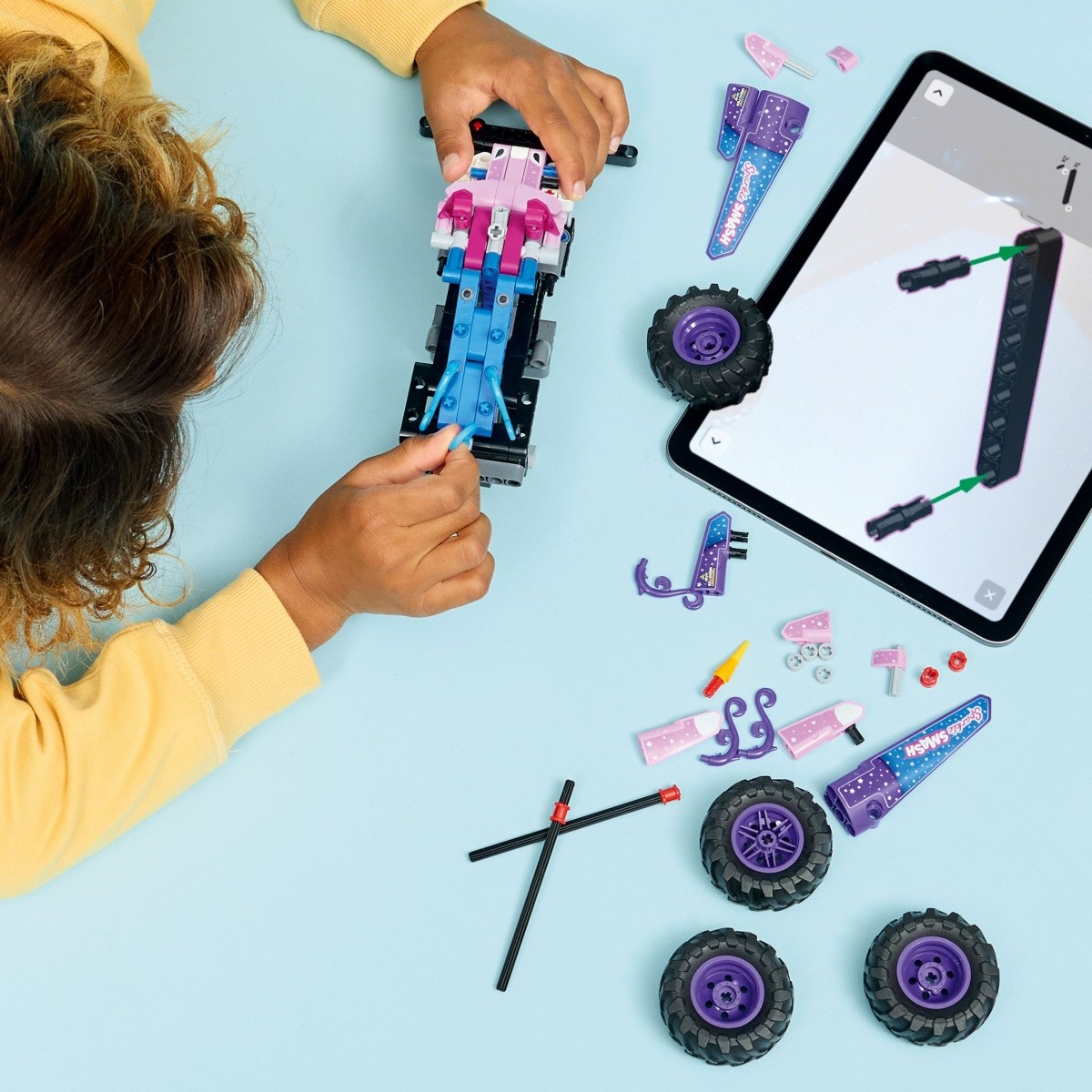 Gradbeni bloki Technic - Monster Jam Sparkle 2