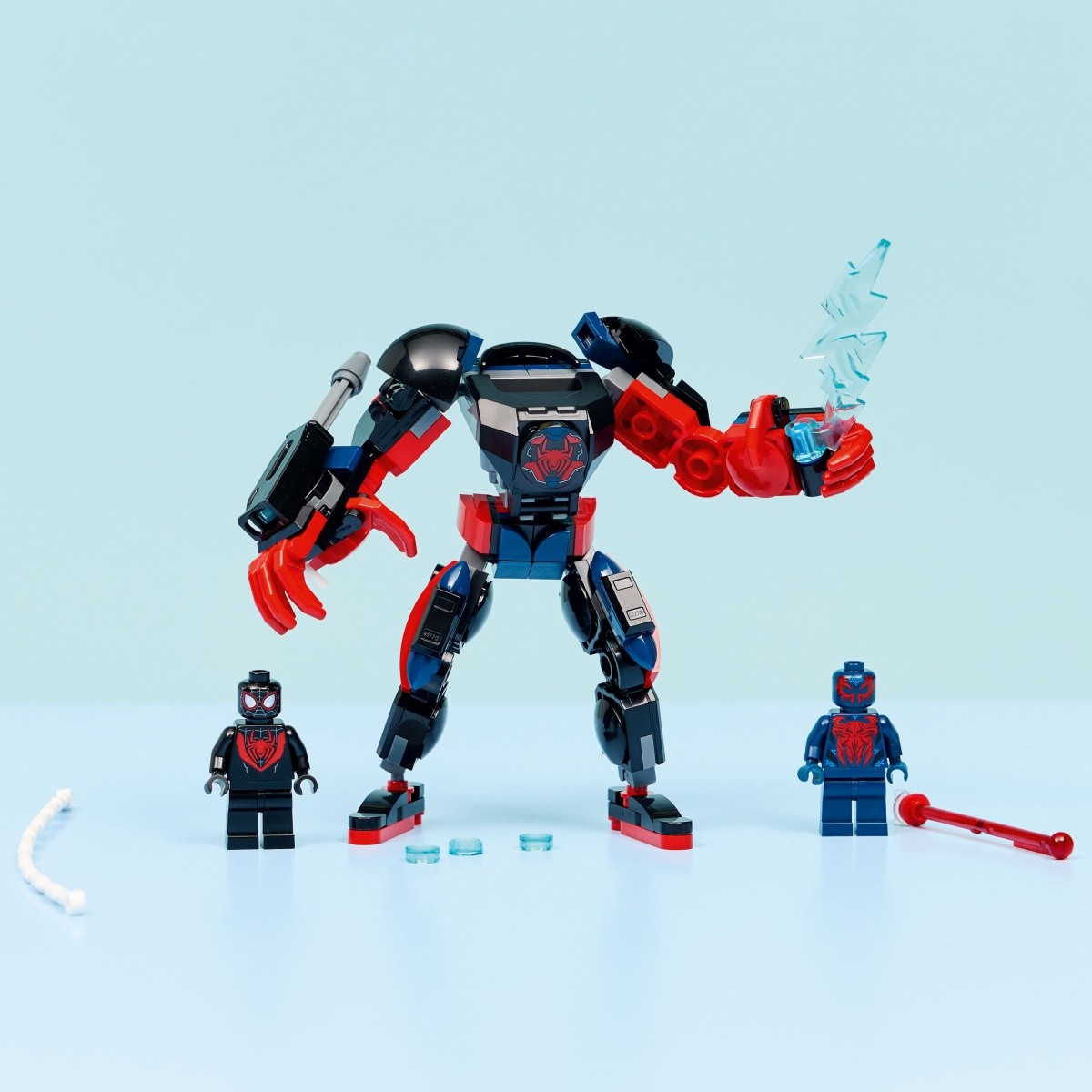 Gradbene kocke Super Heroes 76337 - Miles Morales proti Spider-Man 2099 4