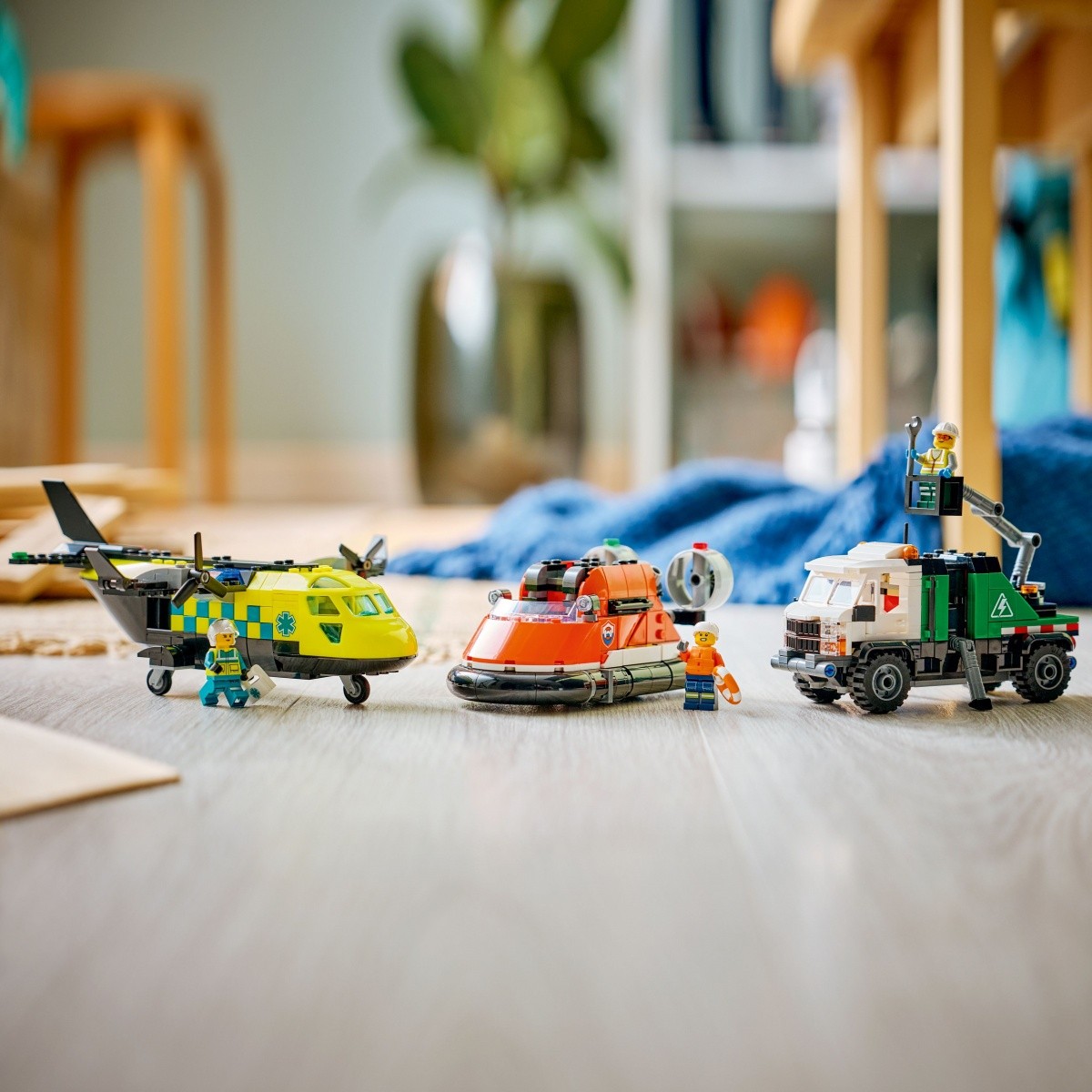 LEGO City 60505 Komplet z letalom, tovornjakom in podvodnim skuterjem 8