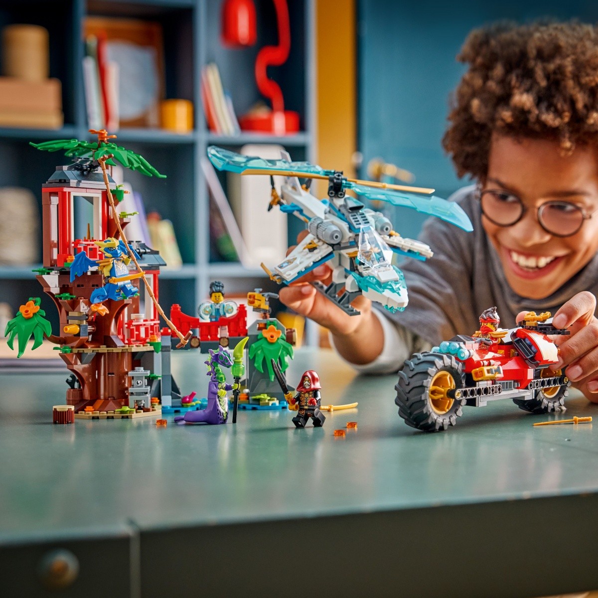 LEGO Ninjago 71857 Bitka ninja: hišica na drevesu s vozili 3
