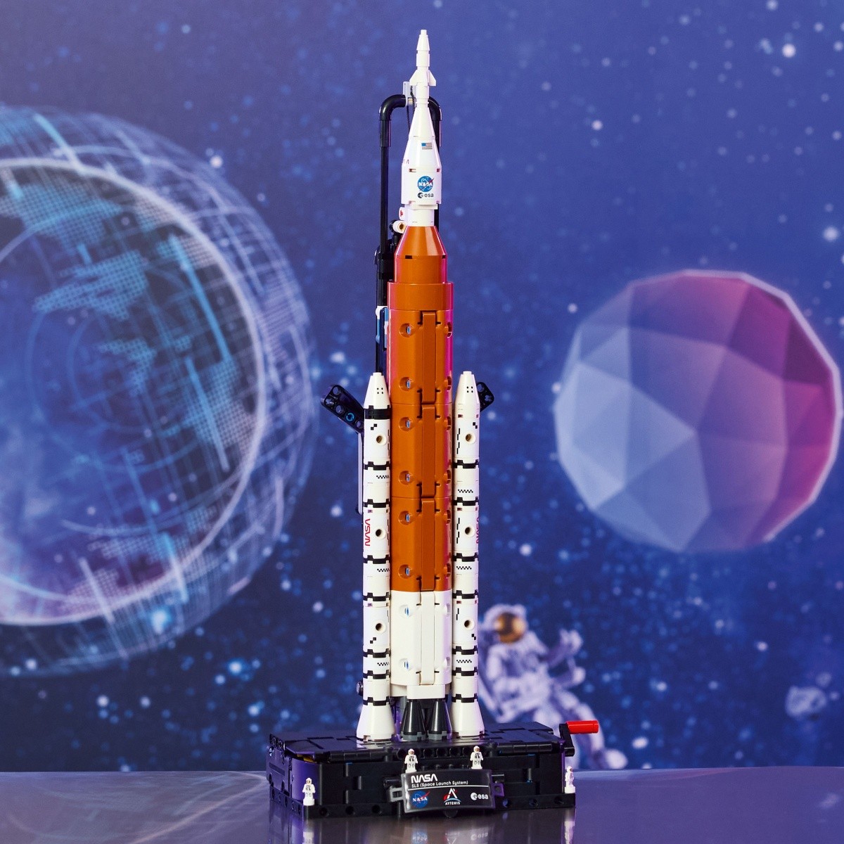 LEGO Technic 42221 NASA Artemis SLS Raketa 5