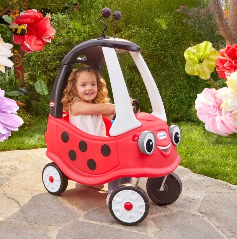 Otroški avto Cozy Coupe, Biedronka