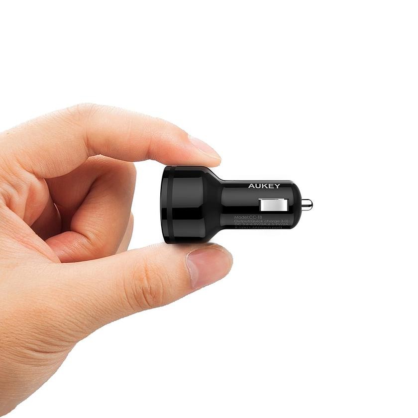 Avtomobilski polnilnik CC-T8 Quick Charge 3.0, 2xUSB, 6A, 36W 4