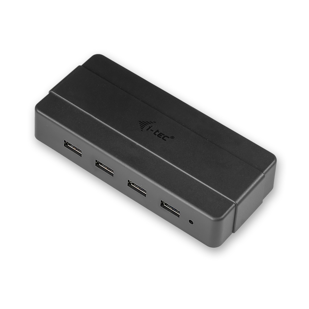 USB 3.0 HUB s 4 vrati in napajalnikom