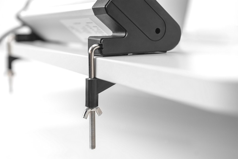Pisarniška napajalna letev, 4x vtičnice, 2x USB, vrtljiva 7