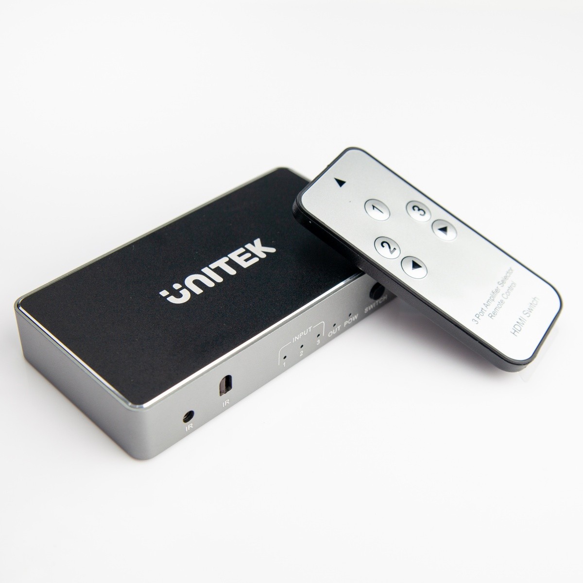 HDMI razdelilnik 3 vhodi - 1 izhod V1111A
