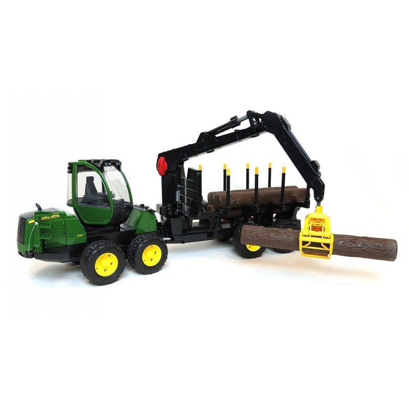 Zglobni traktor John Deere 1210E z vitlom 3