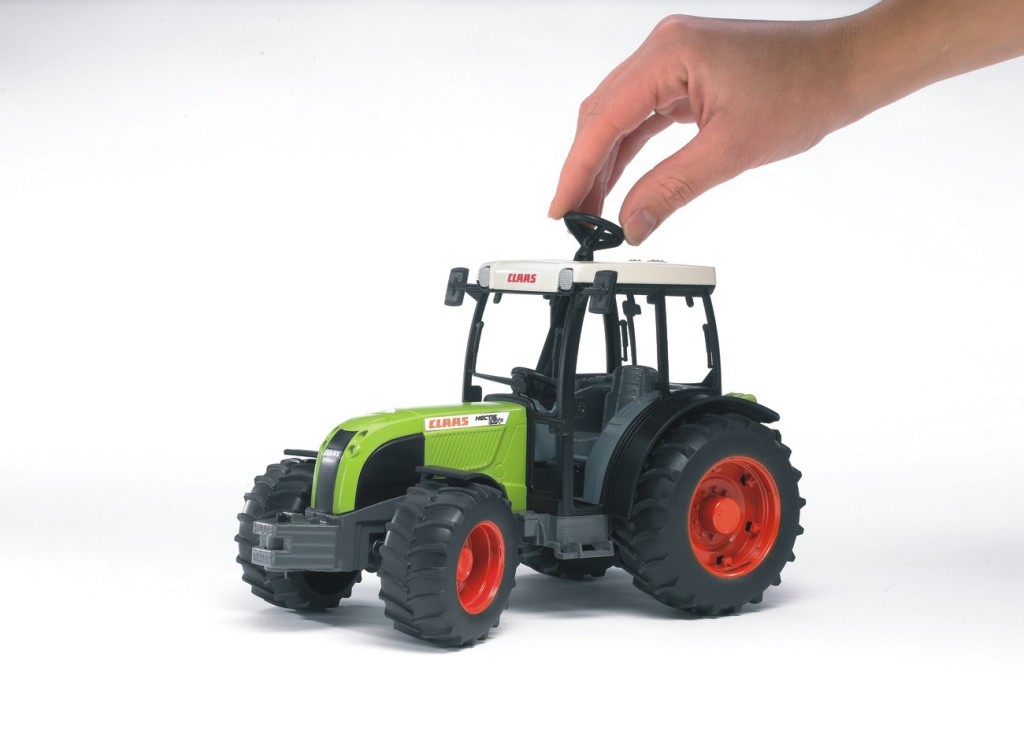 BRUDER traktor Claas Nectis 267F 3
