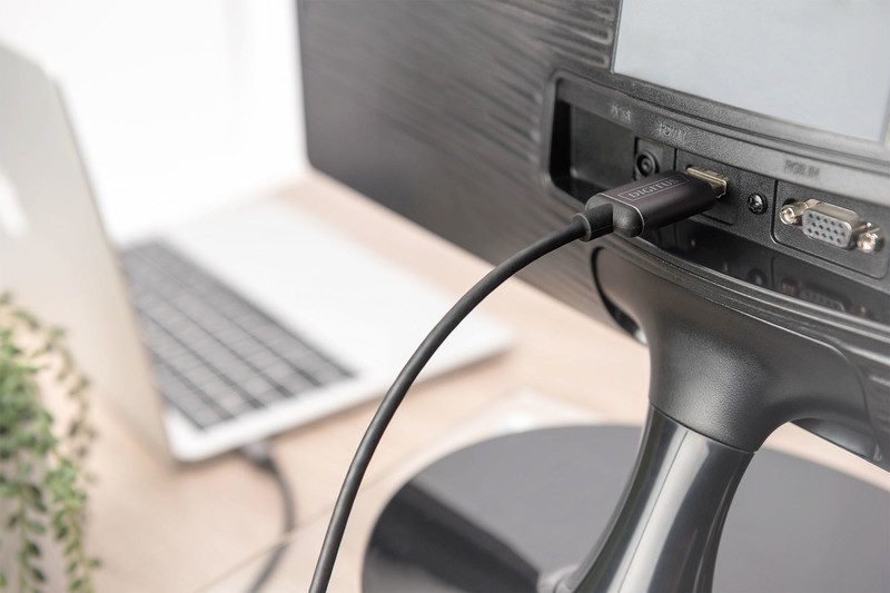 Adapter HDMI na USB-C 3.1, 4K 30Hz, 1.8m, črn 2