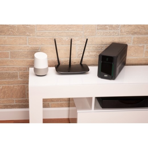 Neprekinjeno napajanje (UPS) BVX900LI Easy UPS, 900VA, 4 IEC izhoda 4