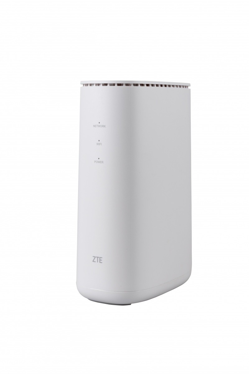 ZTE stacionarni LTE CAT.20 usmerjevalnik MF289F