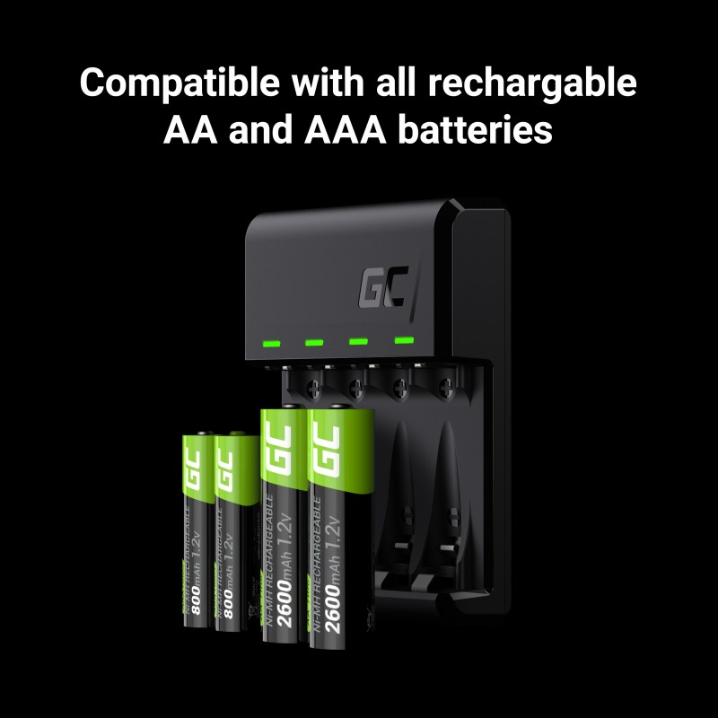Polnilnik VitalCharger + 4x AAA 800mAh baterije 4