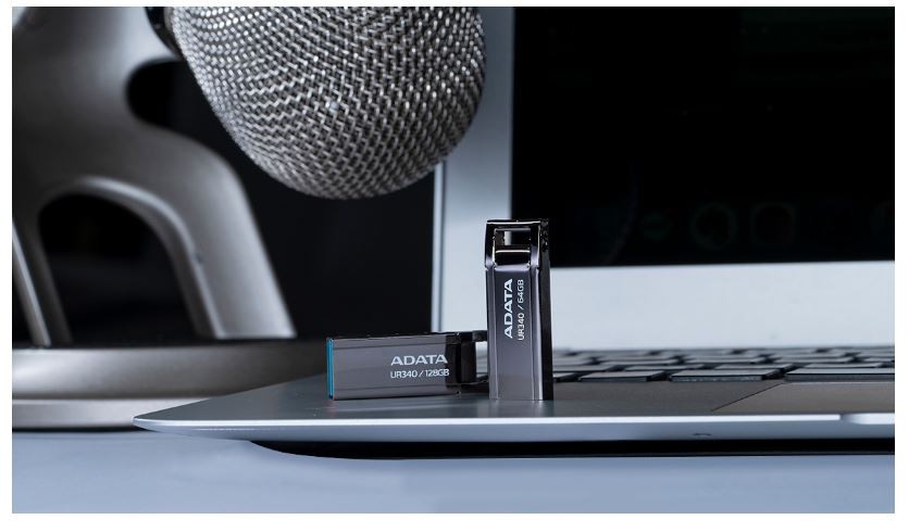 USB ključek 64GB UR340 USB 3.2 Gen 1, črn 6
