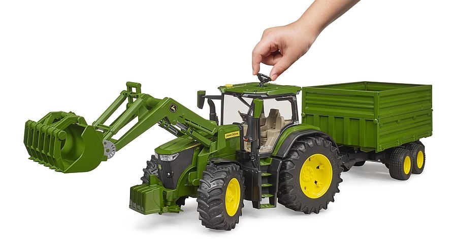 Traktor John Deere 7R 350 z nakladalcem in prikolico 4