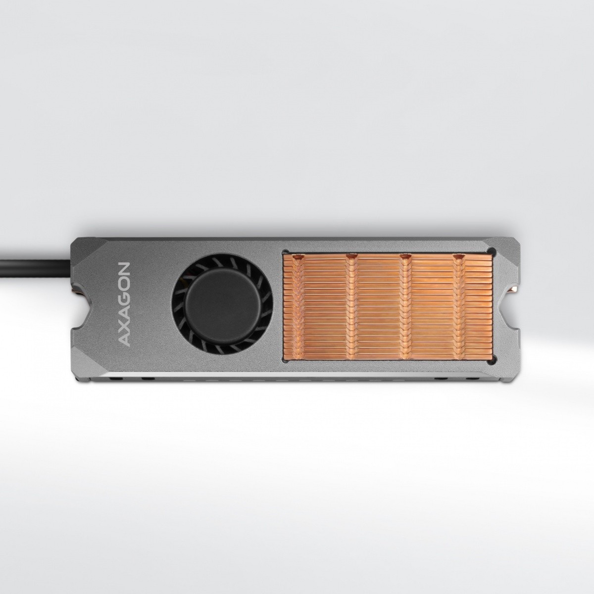 Baker radiator z ventilatorjem za M.2 SSD CLR-M2FAN 5