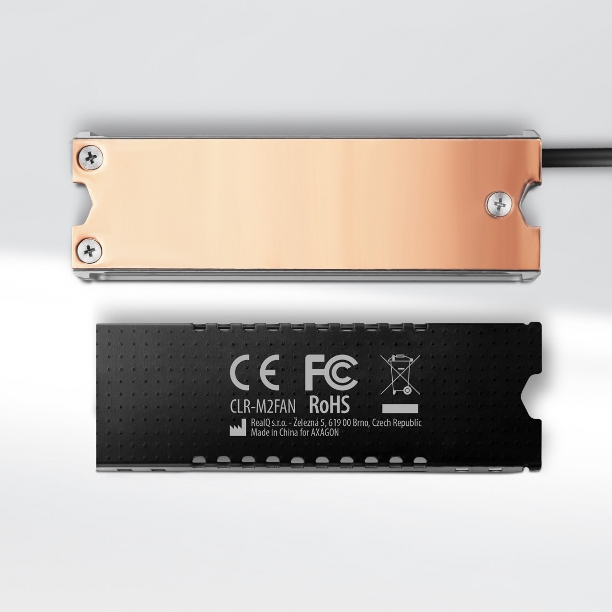 Baker radiator z ventilatorjem za M.2 SSD CLR-M2FAN 6