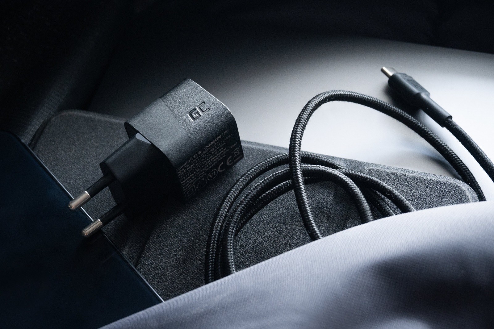 GC PowerGaN 33W USB-C polnilnik (črn) 7