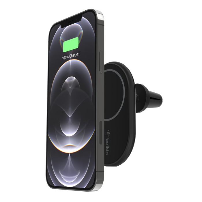 Belkin Boost Charge magnetna brezžična polnilna postaja za avto 2