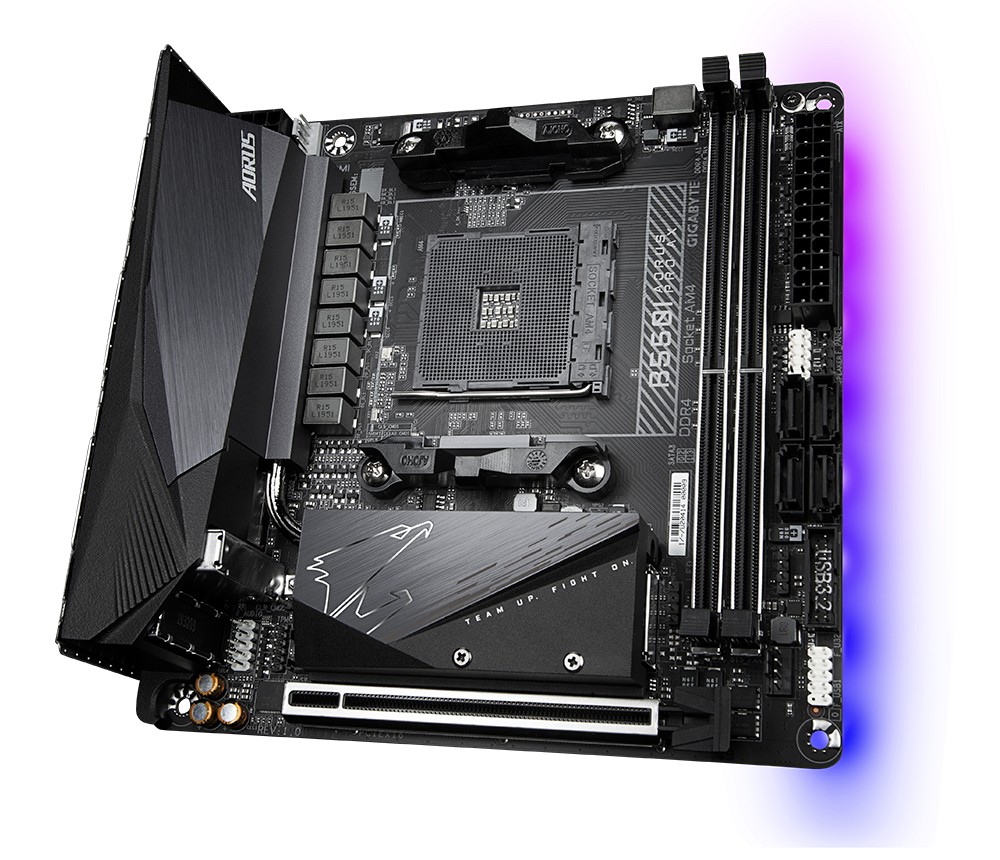 Matična plošča B550I AORUS PRO AX AM4 mITX 4