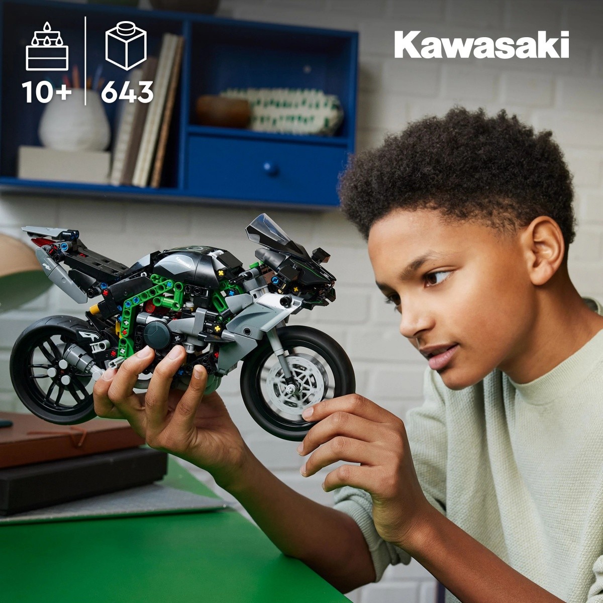 LEGO Technic 42170 Motor Kawasaki Ninja H2R 8