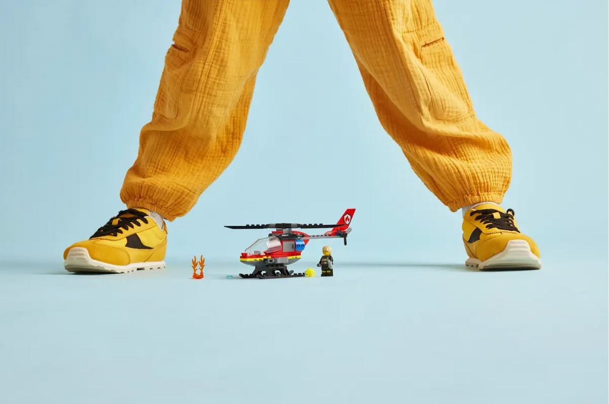 LEGO City kocke 60411 Reševalni helikopter 2