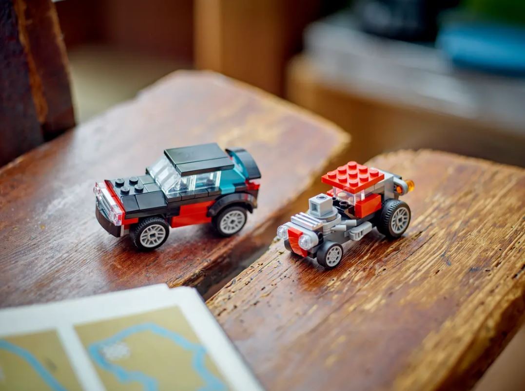LEGO Creator 31146 Tovornjak s platformo in helikopterjem 2