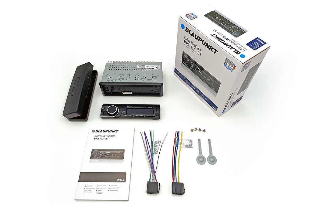 Radio CD predvajalnik BPA1121BT z Bluetooth, FM, AUX in USB 2