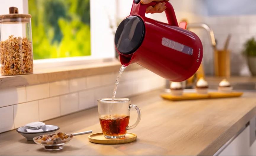 Grelnik vode MyMoment 1,7l, rdeč 4