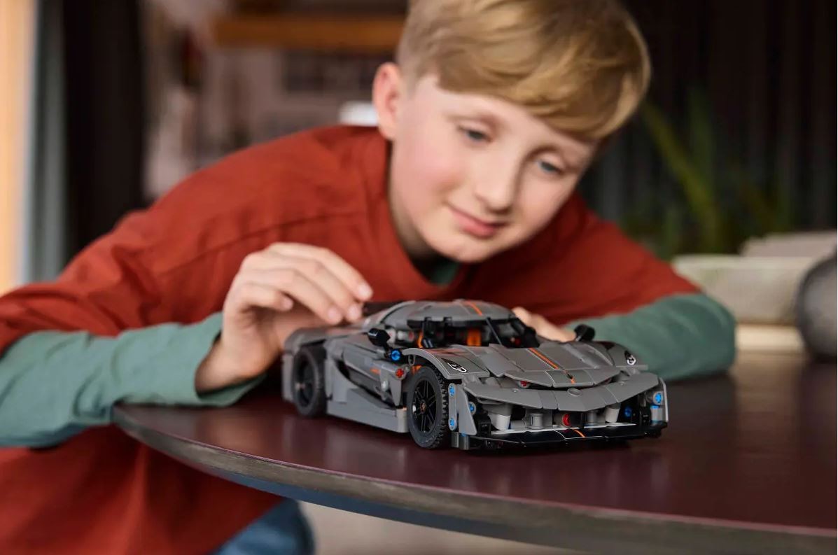 Gradbeni bloki Technic - Hipersamochod Koenigsegg Jesko Absolut 4