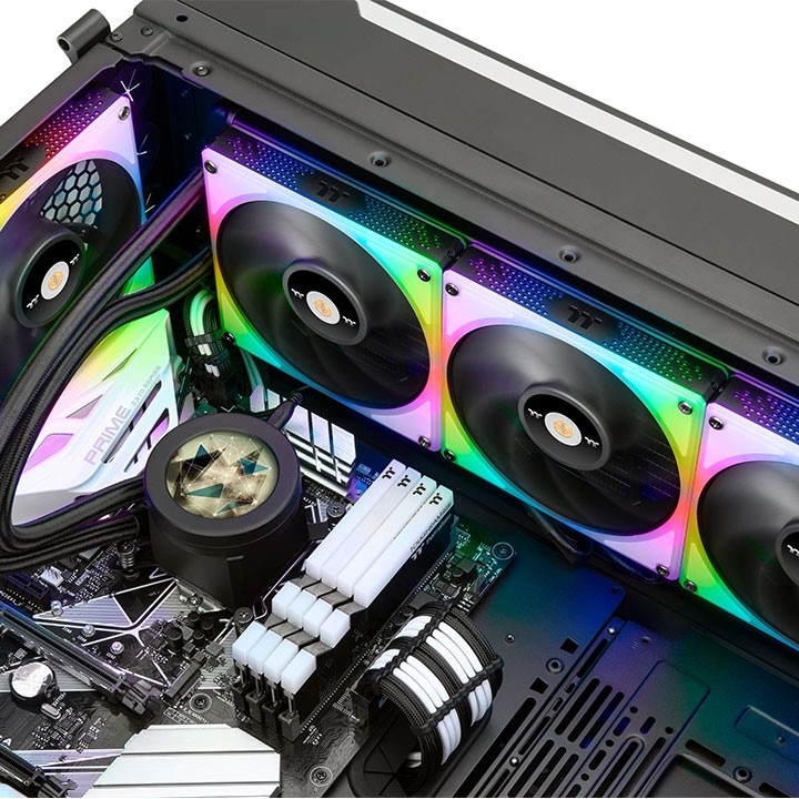 Thermaltake Toughliquid Ultra 420 RGB vodno hlajenje (2.1" LCD, 3x 140mm RGB ventilatorji) 7