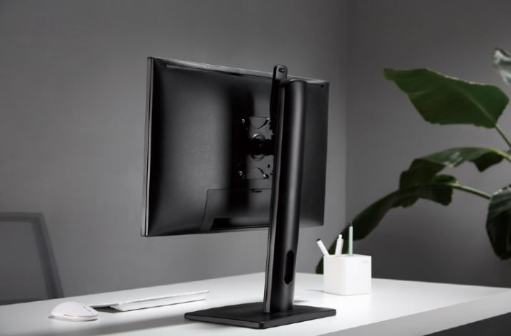 Stojalo za monitor z nastavljivo višino (17-32") 4