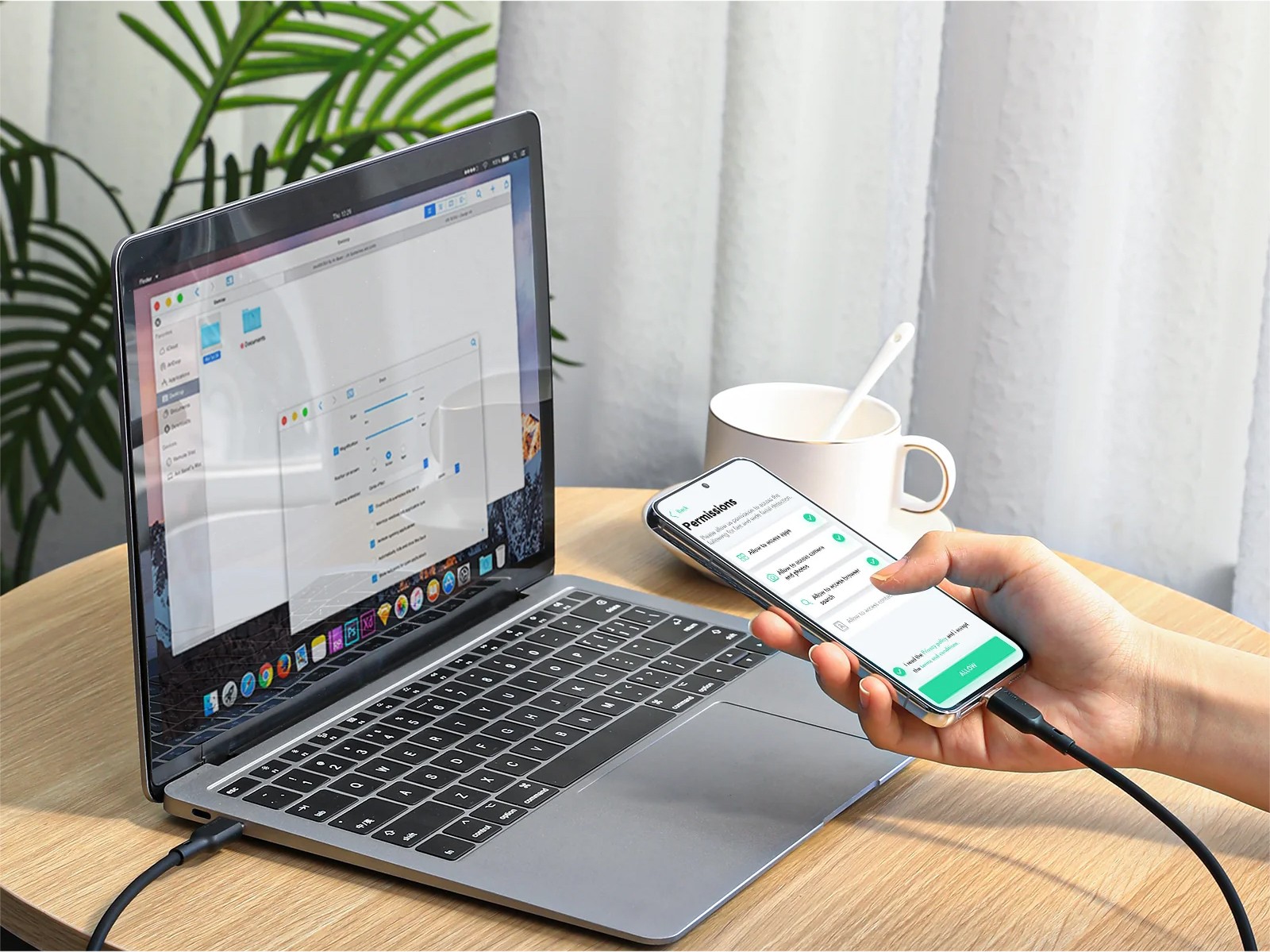 USB-C na USB-C kabel, 1m, 240W, 5A, črn 8