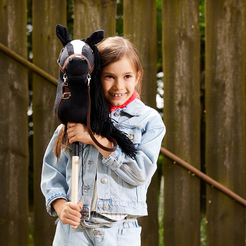 Konj na palici HOPPIHORSE A3, črn (kara) 3