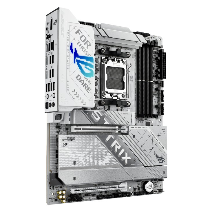 Matična plošča ROG STRIX X670-A GAMING WIFI AM5 (4x DDR5, HDMI/USBC) 4