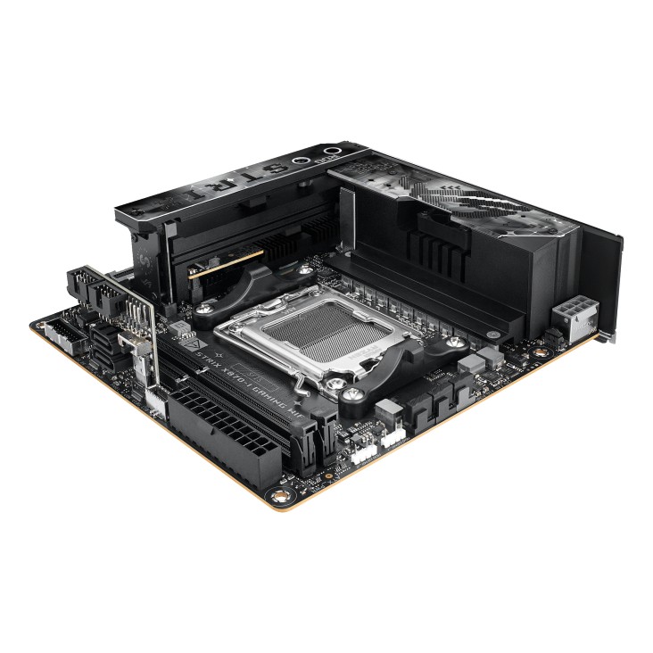 Matična plošča ROG STRIX X870-I GAMING WIFI AM5, 2x DDR5, HDMI/USB-C 6