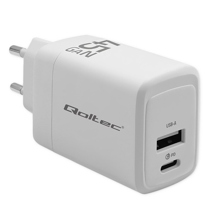 Mrežni polnilnik 45W GaN, USB-C PD, USB QC 3.0, bela barva