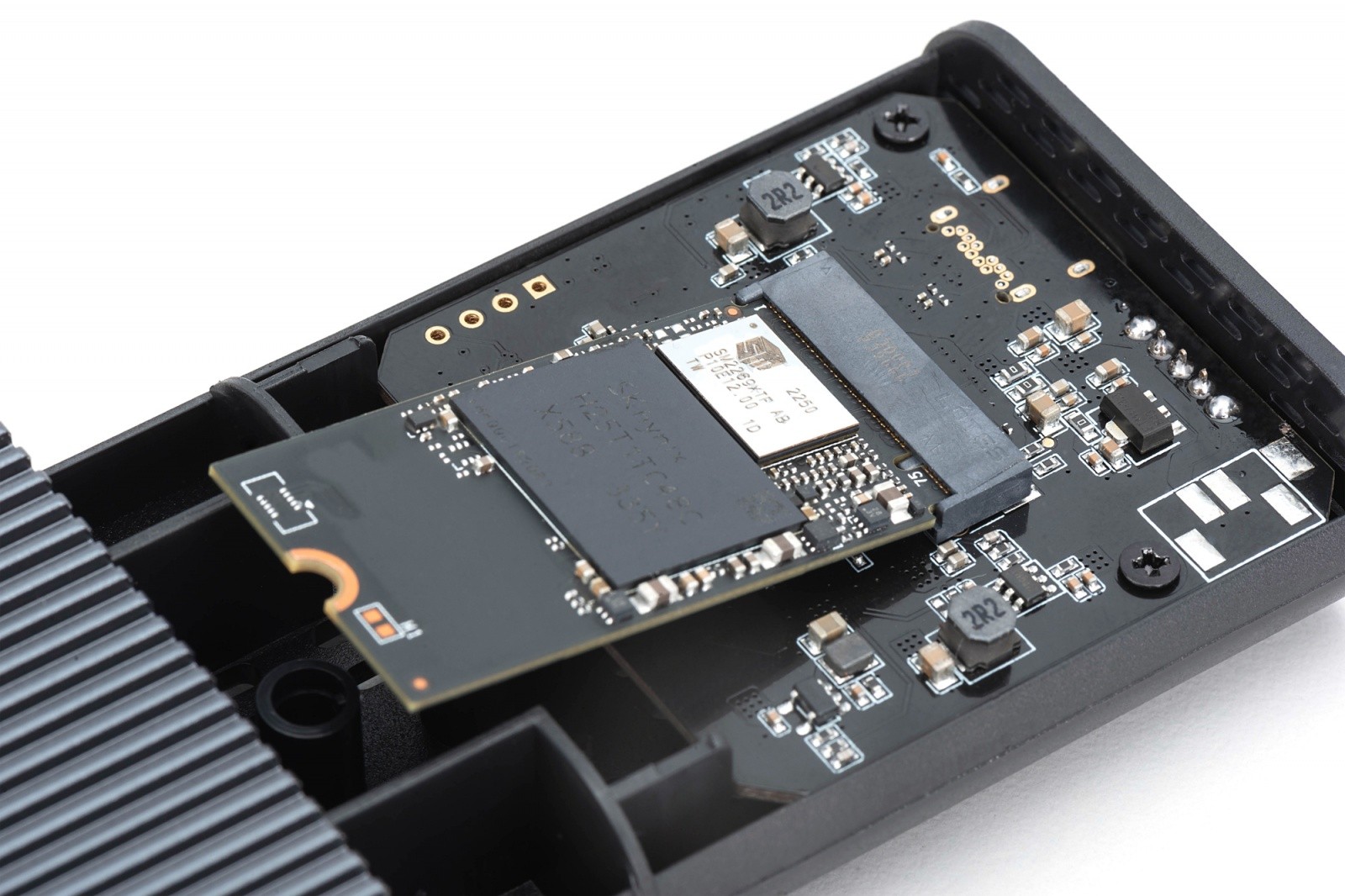 Ovitek za SSD M.2 NVMe, USB4, aluminijast, beznapinjski 2