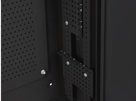 Nizkoprofilna viseča omara za rack 19" 6U+3U, črna 5