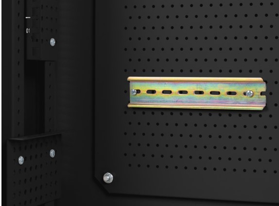 Nizkoprofilna viseča omara za rack 19" 6U+3U, črna 7