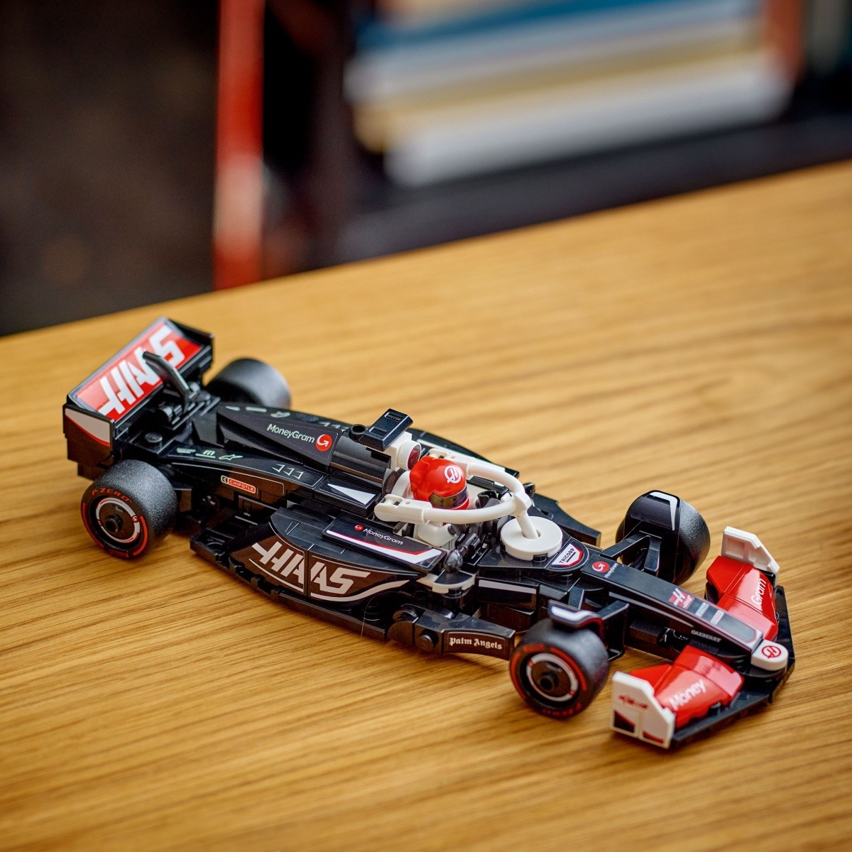Gradbeni bloki Speed Champions 77250, MoneyGram Haas VF-24 F1 bolid 6