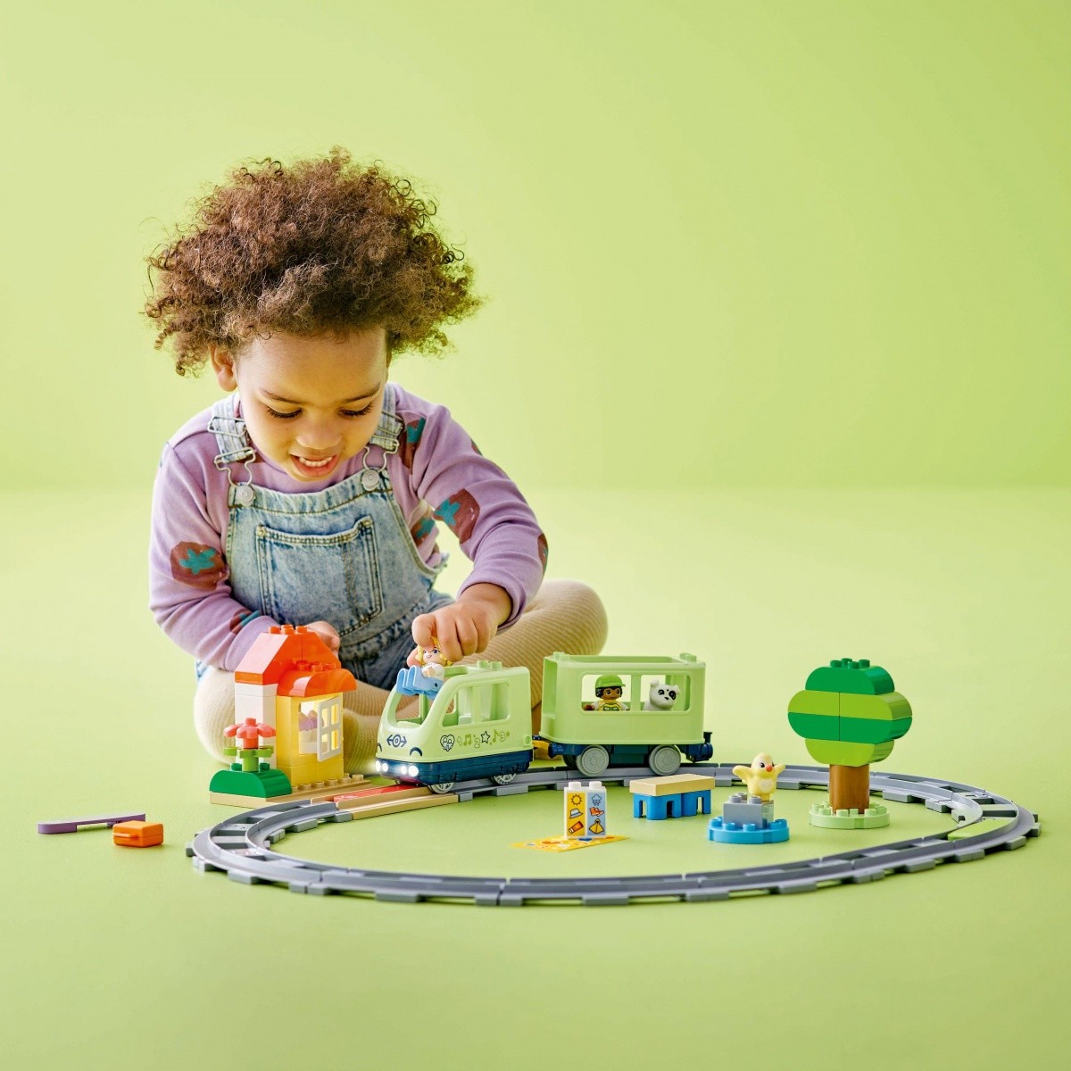 LEGO DUPLO 10427 Interaktivni vlak, kocke za malčke 6