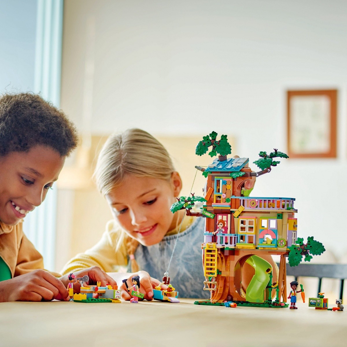 LEGO Friends 42652 Sestanek v hiški na drevesu prijateljstva, kocke 6