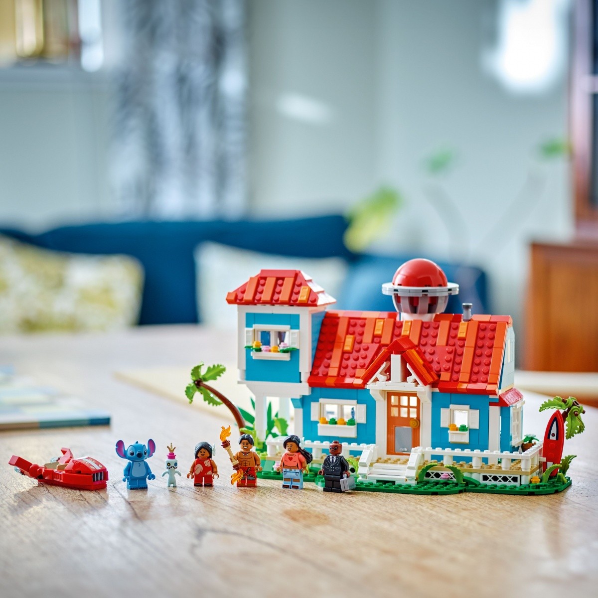Kocke Disney 43268 Lilo & Stitchov obalni domek 6