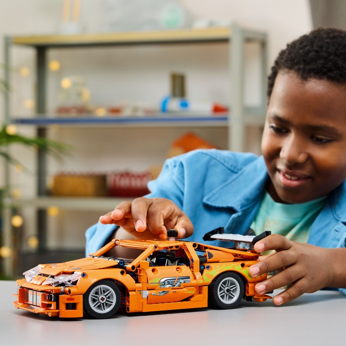 Kocke Technic 42204 Fast and Furious Toyota Supra MK4 7