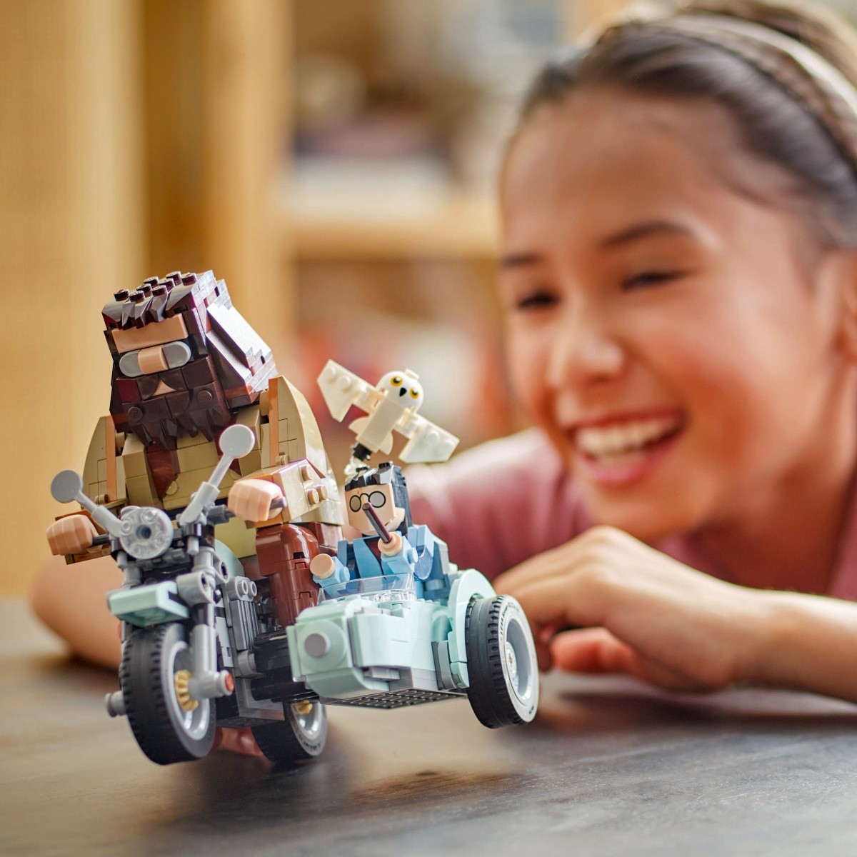 LEGO Harry Potter 76443 Hagridova in Harryjeva motorna vožnja 3
