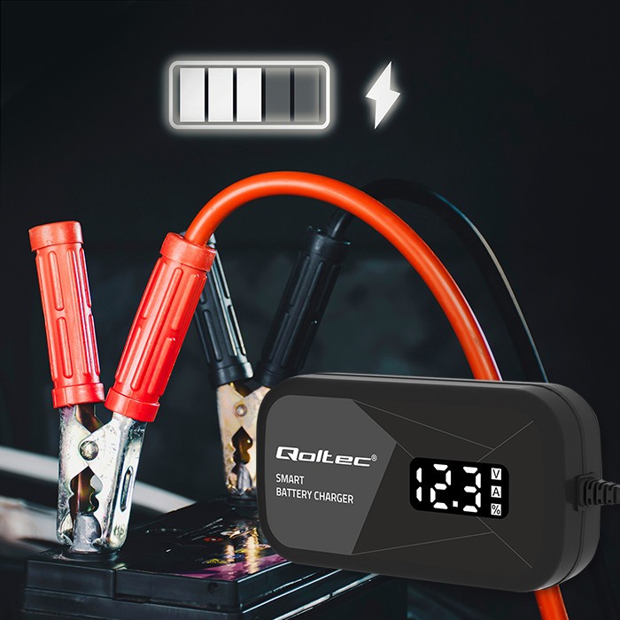 Inteligentni mikroprocesorski polnilnik akumulatorjev 12V, 2A z LCD in funkcijo regeneracije 4