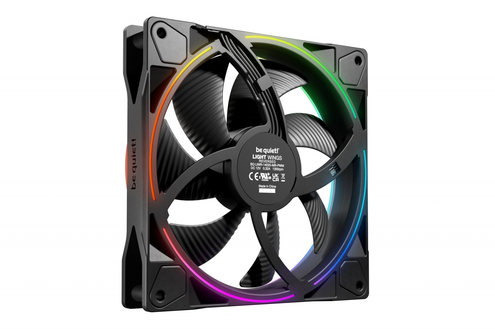 Be quiet! Light Wings 140mm PWM Reverse črni ventilator 4