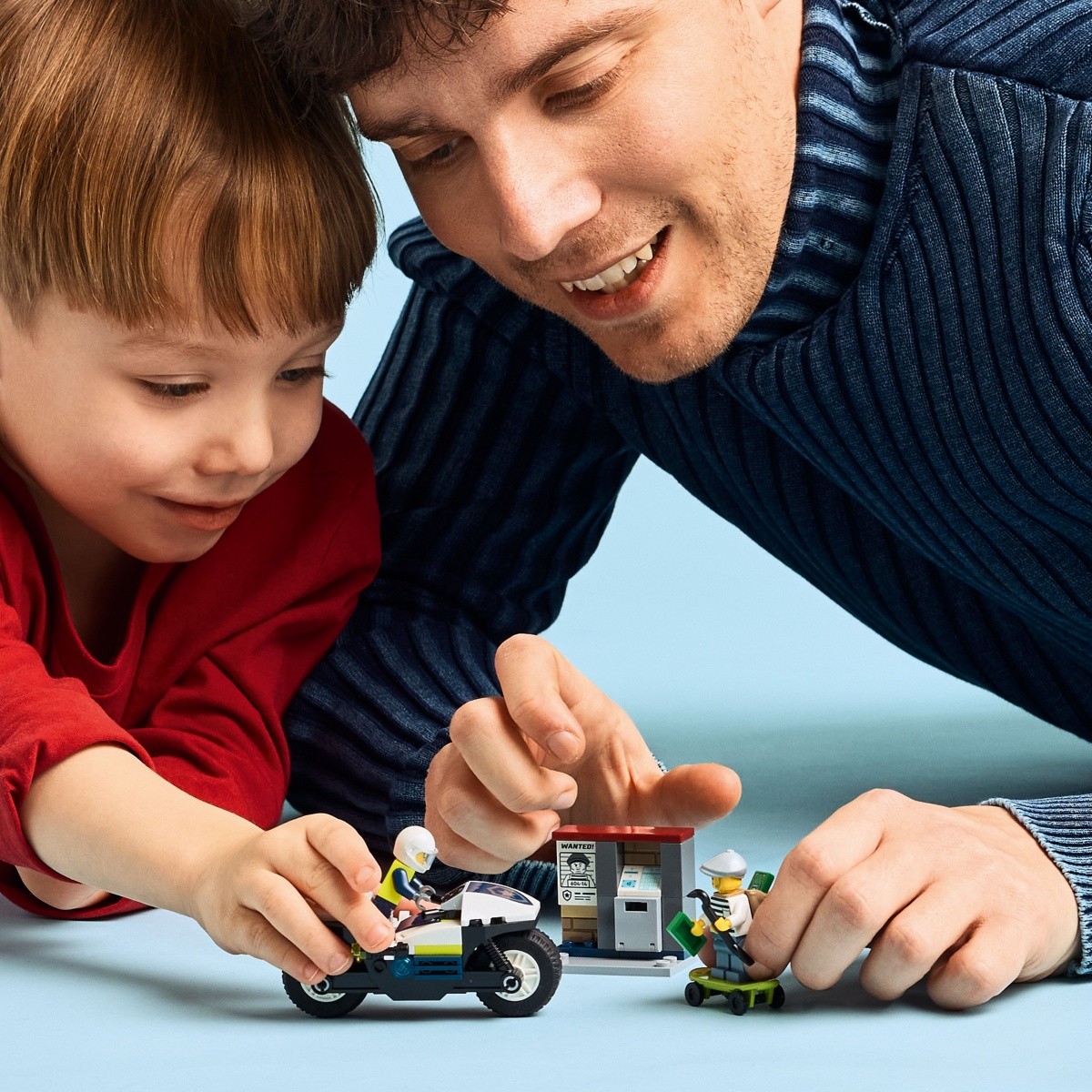 LEGO City 60455 - Policijski pregon na motorju 7